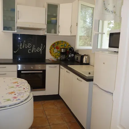 Carestella Semesterbostad