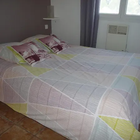 Carestella Semesterbostad *